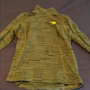 {The North Face} 1/4 Zip Fleece